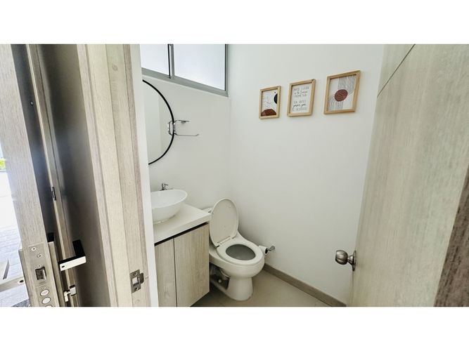 Casa de 4 alcobas en venta en El Porvenir, Rionegro, 162 m² · foto 17 de 24