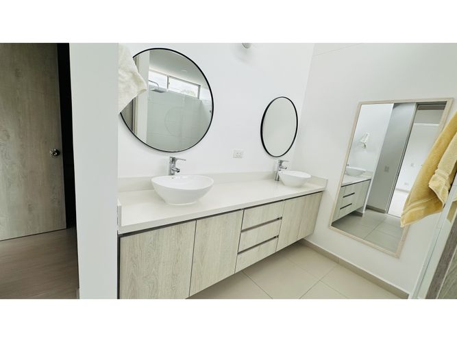 Casa de 4 alcobas en venta en El Porvenir, Rionegro, 162 m² · foto 20 de 24