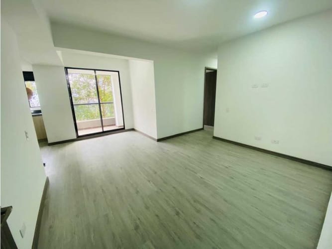 Apartamento de 3 alcobas en arriendo en Las Palmas, Medellín, 76 m² · foto 5 de 24