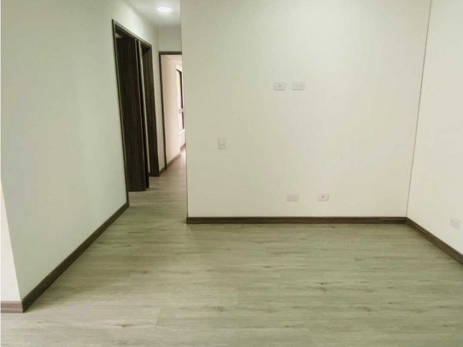 Apartamento de 3 alcobas en arriendo en Las Palmas, Medellín, 76 m² · foto 7 de 24