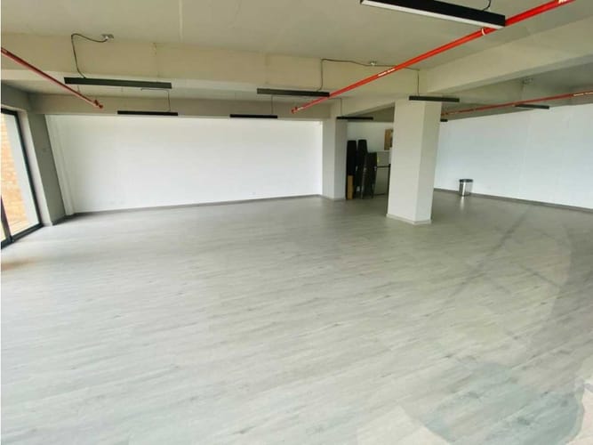 Apartamento de 3 alcobas en arriendo en Las Palmas, Medellín, 76 m² · foto 23 de 24