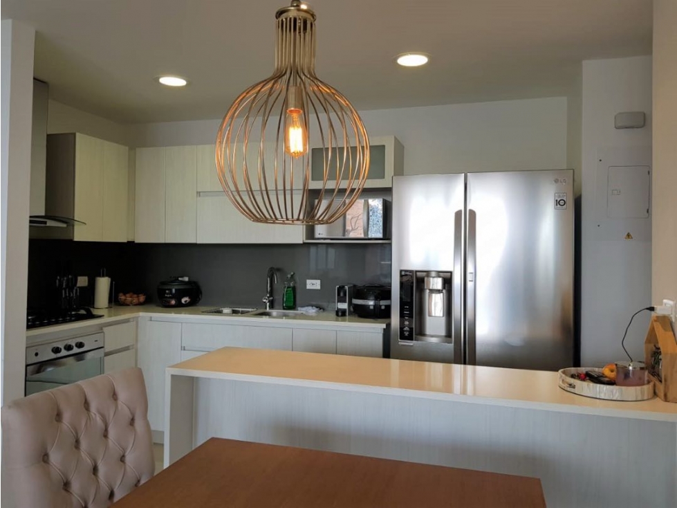 Apartamento en venta en Loma Benedictinos, Envigado · foto 3 de 12