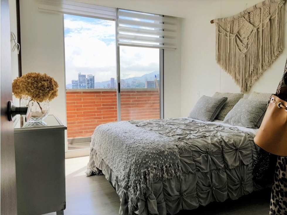 Apartamento en venta en Loma Benedictinos, Envigado · foto 8 de 12