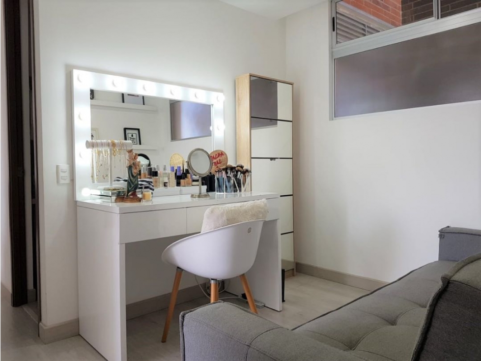 Apartamento en venta en Loma Benedictinos, Envigado · foto 9 de 12