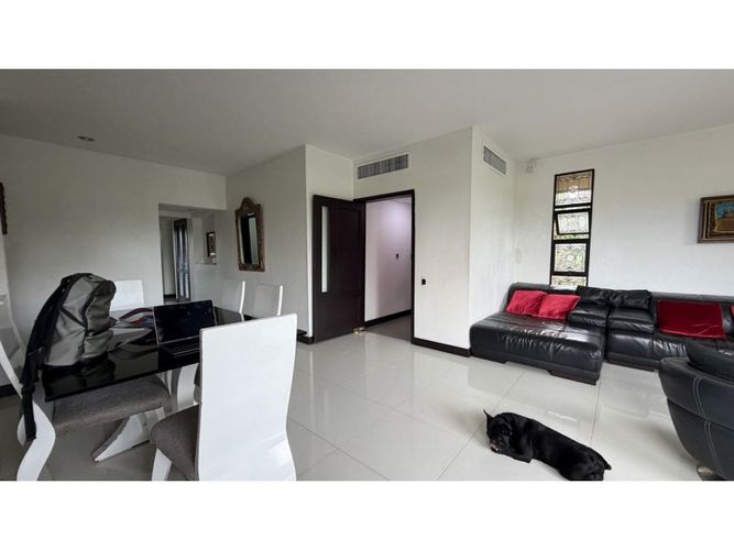 Apartamento de 4 alcobas en venta en Ciudad Jardin, Cali, 171 m² · foto 7 de 24