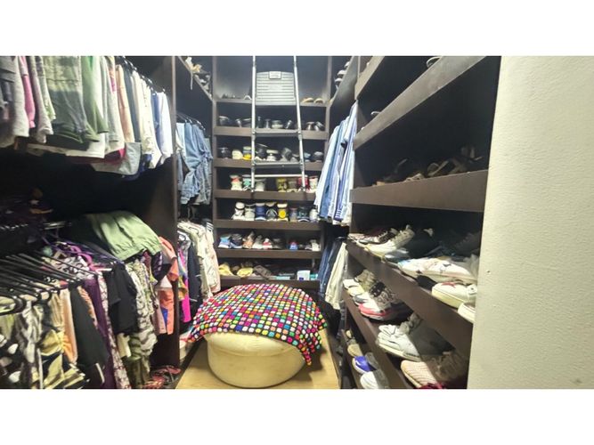 Apartamento de 4 alcobas en venta en Ciudad Jardin, Cali, 171 m² · foto 11 de 24