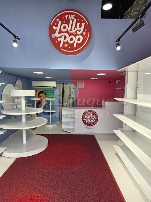 Local en venta en Los Colores, Medellín, 28 m² · foto 2 de 7