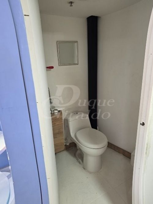 Local en venta en Los Colores, Medellín, 28 m² · foto 6 de 7
