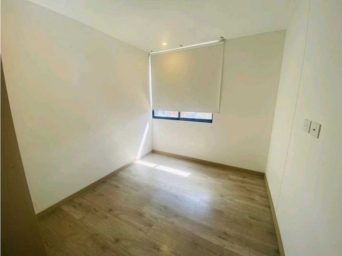 Apartamento de 2 alcobas en arriendo en Altos Del Poblado, Medellín, 80 m² · foto 6 de 16