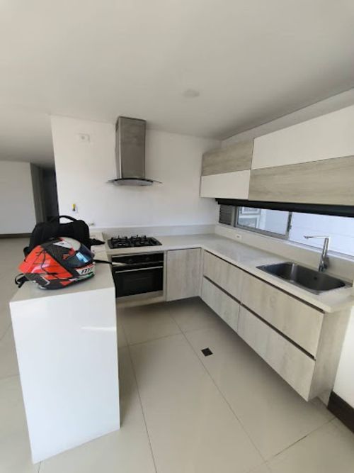 Apartamento de 3 alcobas en arriendo en Aves Maria, Sabaneta, 95 m² · foto 16 de 20