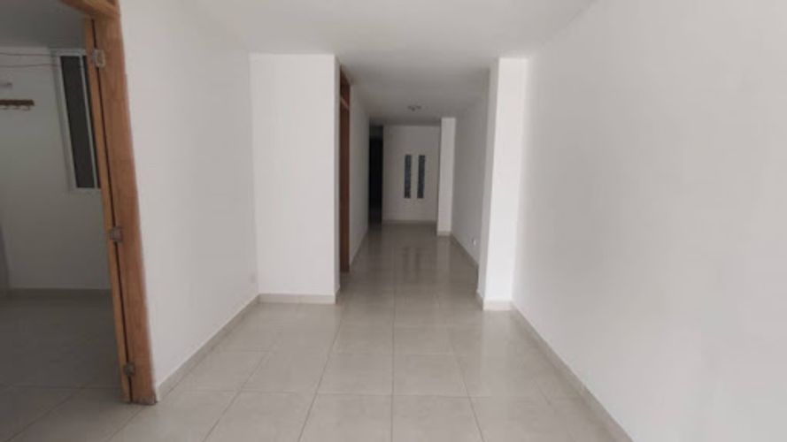 Apartamento de 3 alcobas en venta en Perez, Bello, 106 m² · foto 7 de 18