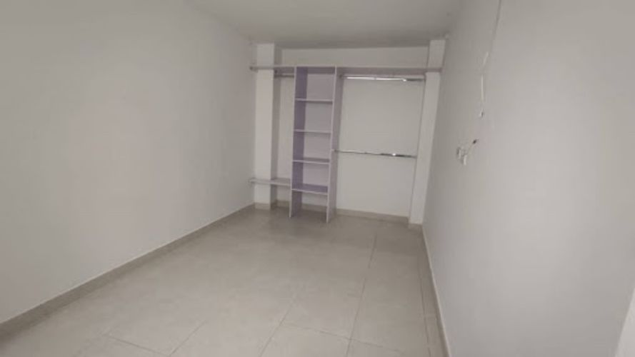 Apartamento de 3 alcobas en venta en Perez, Bello, 106 m² · foto 13 de 18