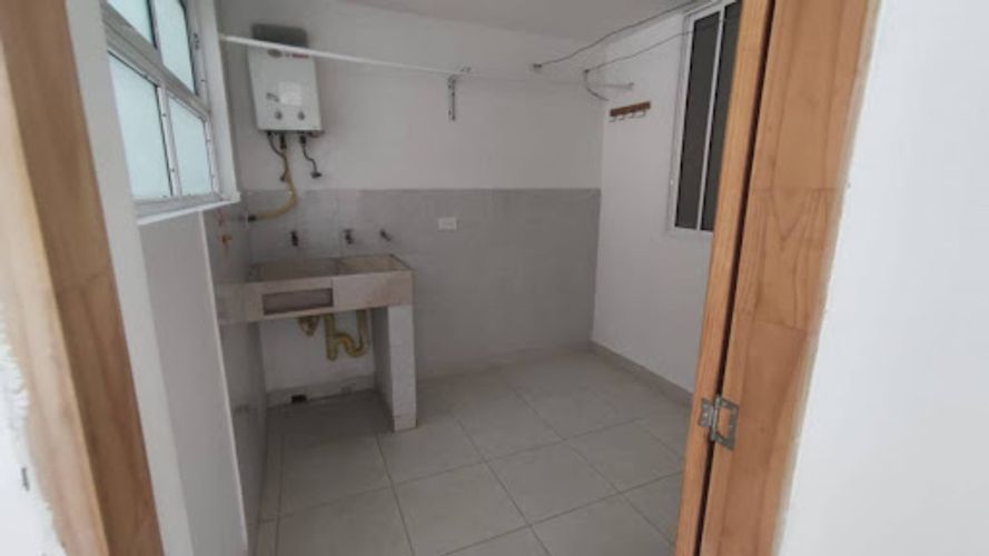 Apartamento de 3 alcobas en venta en Perez, Bello, 106 m² · foto 16 de 18