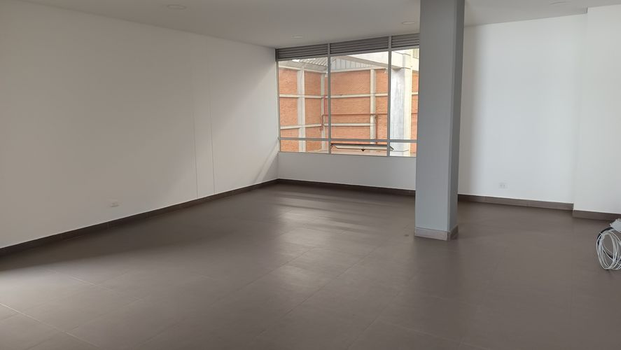 Bodega en arriendo en Centro Tocancipá, Tocancipá, 2552 m² · foto 11 de 24