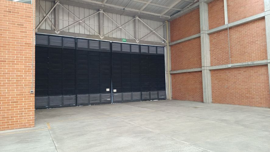 Bodega en arriendo en Centro Tocancipá, Tocancipá, 2552 m² · foto 8 de 24
