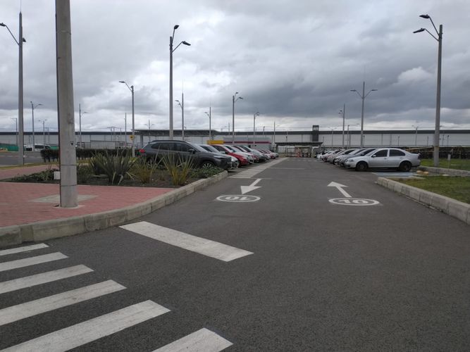Bodega en arriendo en Parcelas, Cota · foto 8 de 13