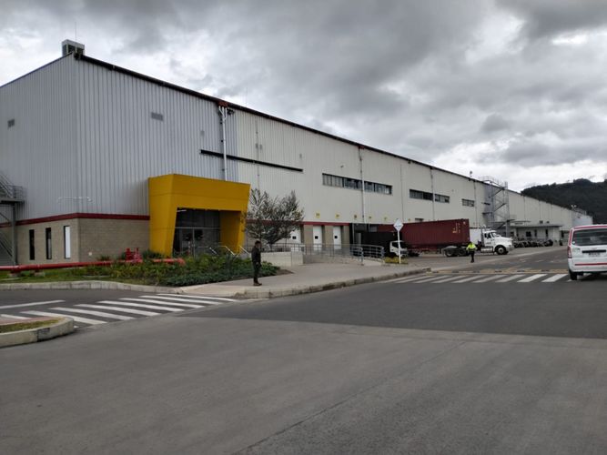 Bodega en arriendo en Parcelas, Cota · foto 9 de 13