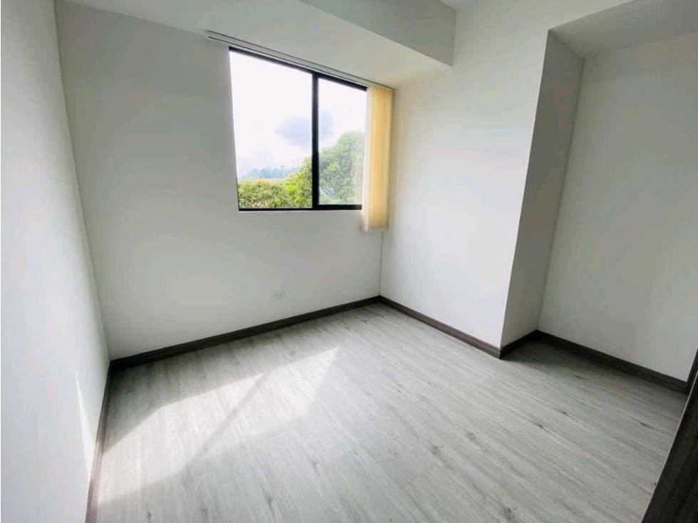 Apartamento en arriendo en Las Palmas, Medellín · foto 5 de 19