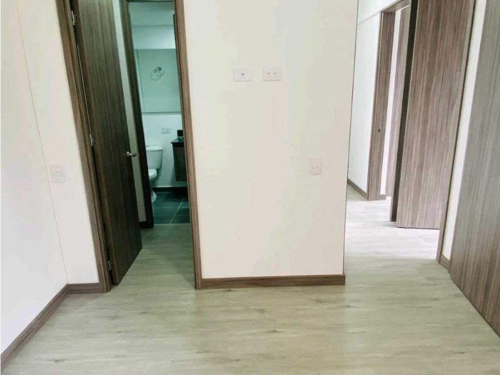 Apartamento en arriendo en Las Palmas, Medellín · foto 11 de 19