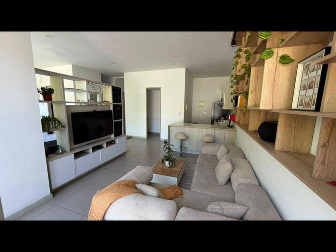 Apartamento de 2 alcobas en arriendo en Rodeo Alto, Medellín, 68 m² · foto 3 de 15