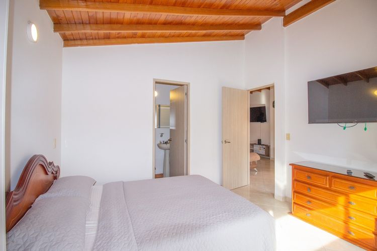 Apartamento de 3 alcobas en venta en Mayorca, Sabaneta, 80 m² · foto 4 de 24