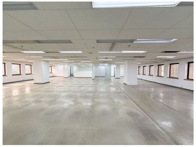 Local en venta en La Candelaria, Medellín, 376 m² · foto 4 de 15