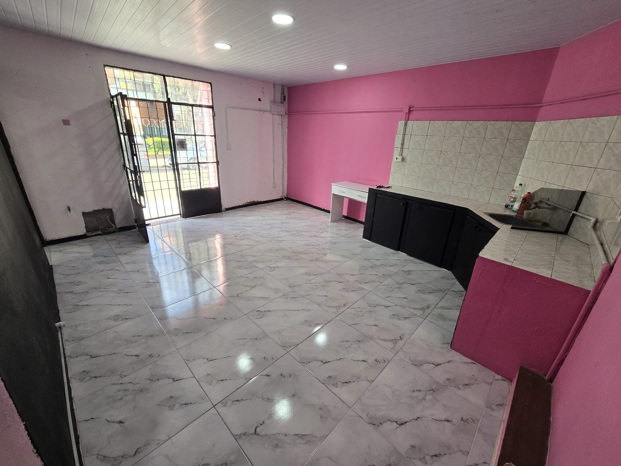 ALQUILER | Local comercial o vivienda