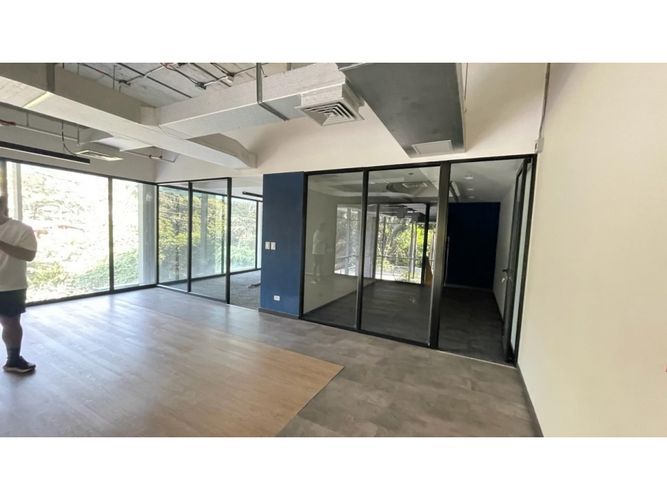 Local en arriendo en Patio Bonito, Medellín, 189 m² · foto 5 de 6