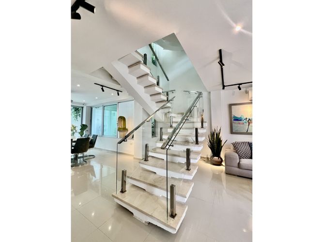 Casa de 4 alcobas en venta en Conjunto Residencial Villa Campestre, Puerto Colombia, 322 m² · foto 2 de 15