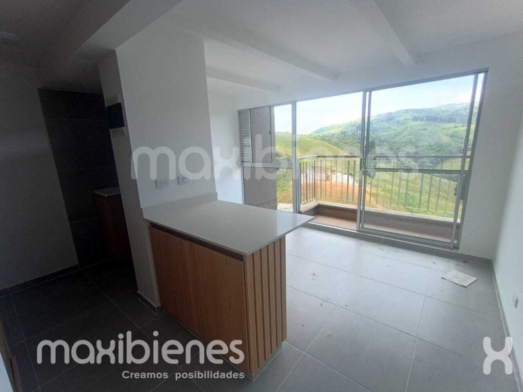 2BR Apartment in Caldas (50 m²) - 2