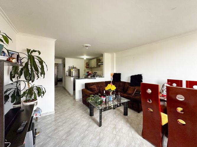 Casa de 5 alcobas en venta en Toscana, Bogotá, 210 m² · foto 6 de 22