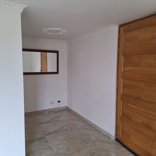 Apartamento de 3 alcobas en venta en El Trapiche, Bello, 73 m² · foto 13 de 24