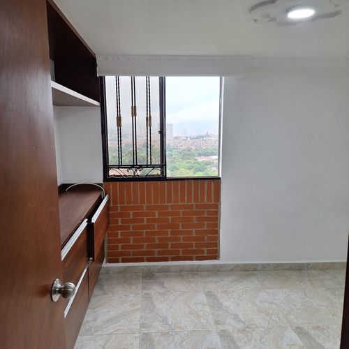 Apartamento de 3 alcobas en venta en El Trapiche, Bello, 73 m² · foto 14 de 24