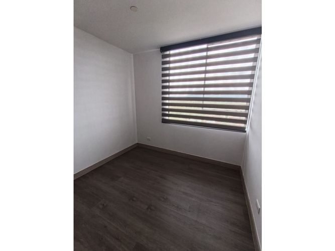Apartamento de 2 alcobas en venta en Centro, Rionegro, 85 m² · foto 6 de 17