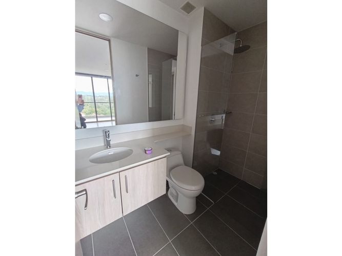Apartamento de 2 alcobas en venta en Centro, Rionegro, 85 m² · foto 11 de 17