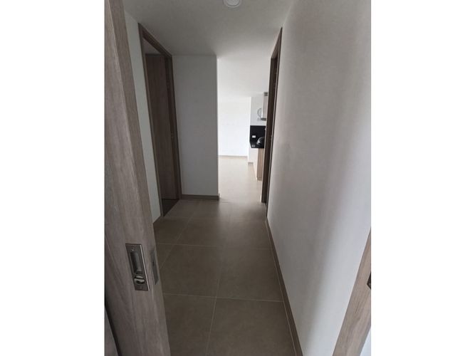 Apartamento de 2 alcobas en venta en Centro, Rionegro, 85 m² · foto 13 de 17