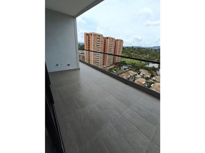 Apartamento de 2 alcobas en venta en Centro, Rionegro, 85 m² · foto 14 de 17