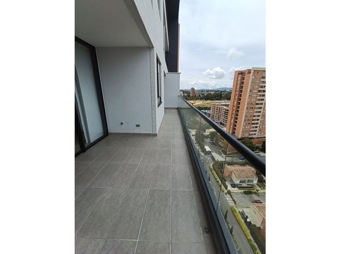 Apartamento de 2 alcobas en venta en Centro, Rionegro, 85 m² · foto 15 de 17