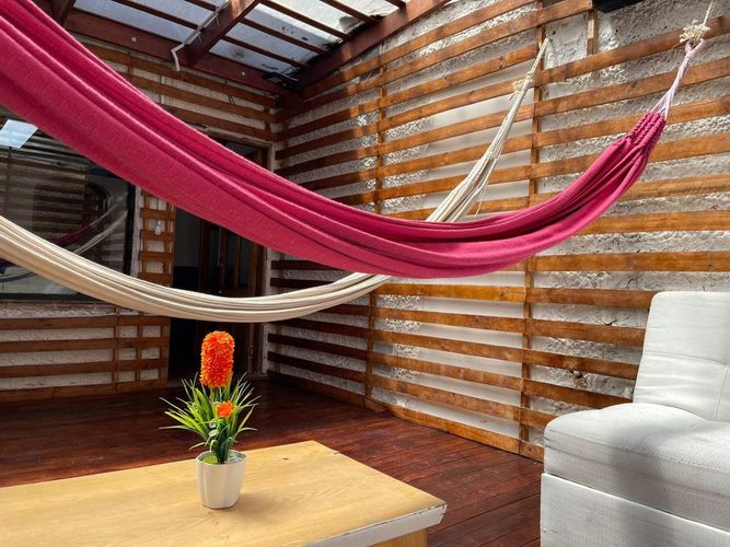 Casa de 6 alcobas en venta en Julio Florez, Bogotá, 293 m² · foto 2 de 9
