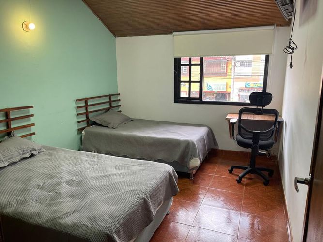 Casa de 6 alcobas en venta en Julio Florez, Bogotá, 293 m² · foto 8 de 9