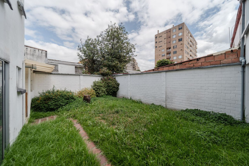 Casa en venta en Pasadena, Bogotá · foto 9 de 24