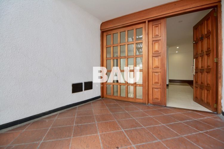 Apartamento en venta en Niza, Bogotá · foto 2 de 24