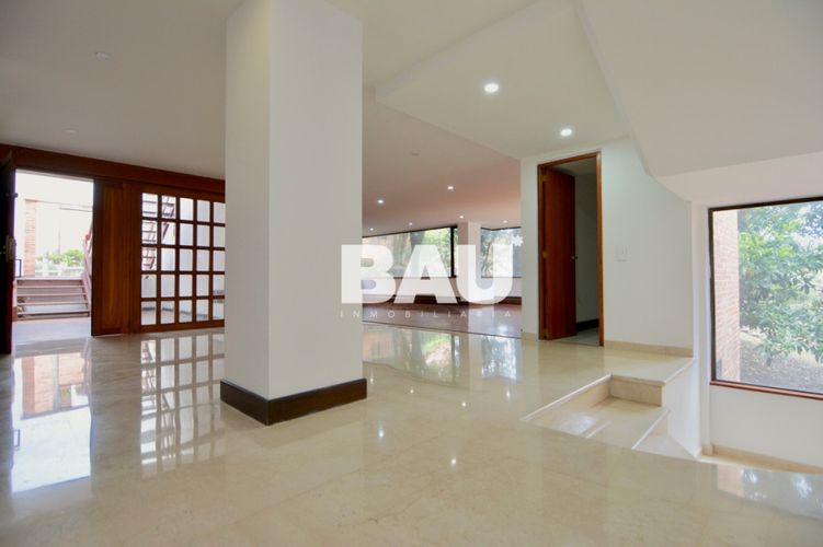 Apartamento en venta en Niza, Bogotá · foto 4 de 24
