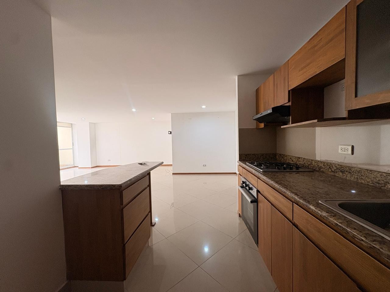 Apartamento en venta en Vegas De La Doctora, Sabaneta · foto 10 de 14