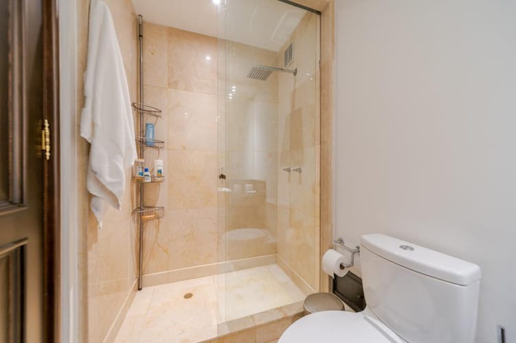 Apartamento en venta en Chicó Alto, Bogotá · foto 21 de 24