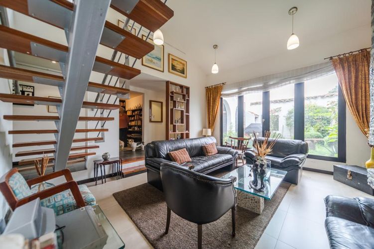 Casa de 5 alcobas en venta en Las Villas, Bogotá, 250 m² · foto 2 de 24