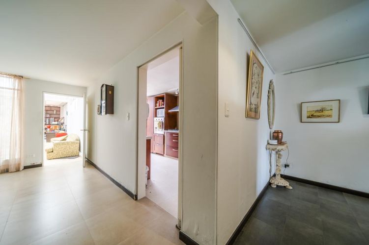 Casa de 5 alcobas en venta en Las Villas, Bogotá, 250 m² · foto 13 de 24