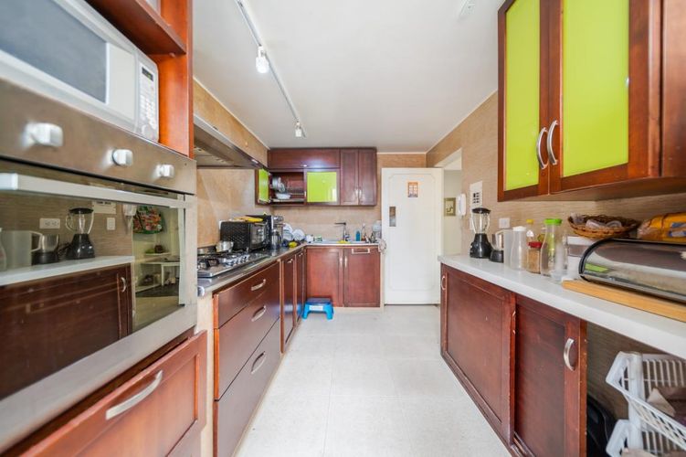 Casa de 5 alcobas en venta en Las Villas, Bogotá, 250 m² · foto 15 de 24