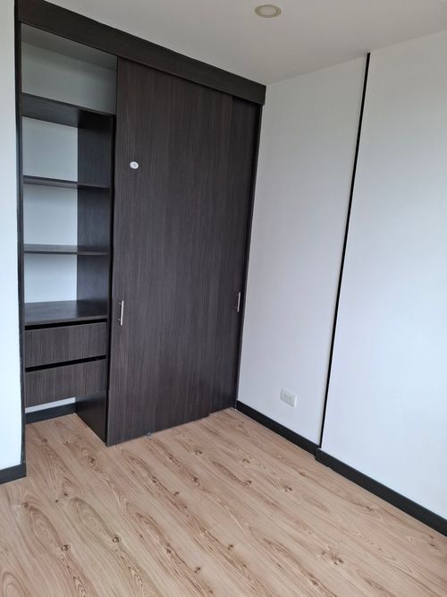 Apartamento en venta en Club De Los Lagartos, Bogotá · foto 5 de 14