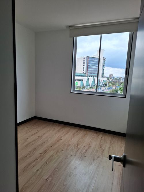 Apartamento en venta en Club De Los Lagartos, Bogotá · foto 6 de 14